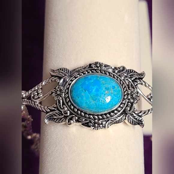 Blue Turquoise Sterling Silver Bracelet by Southwest Style, 7.5 inch - Picture 2 of 6
